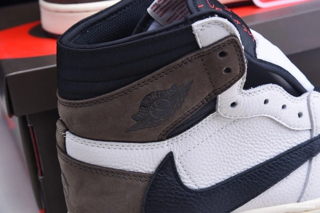 HIGH TS OG SP JORDAN SCOTT' AIR 'TRAVIS CD4487-100 2.0 - 1 1102